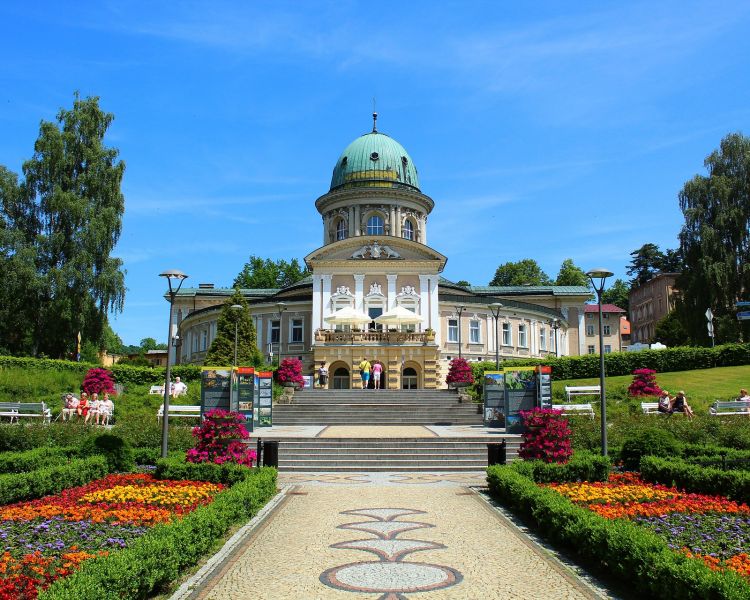 Historie|Minulost a současnost