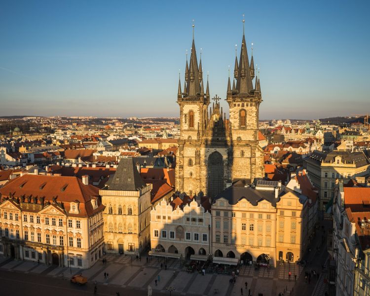 Blízkost hranic s ČR|Naši jižní sousedé